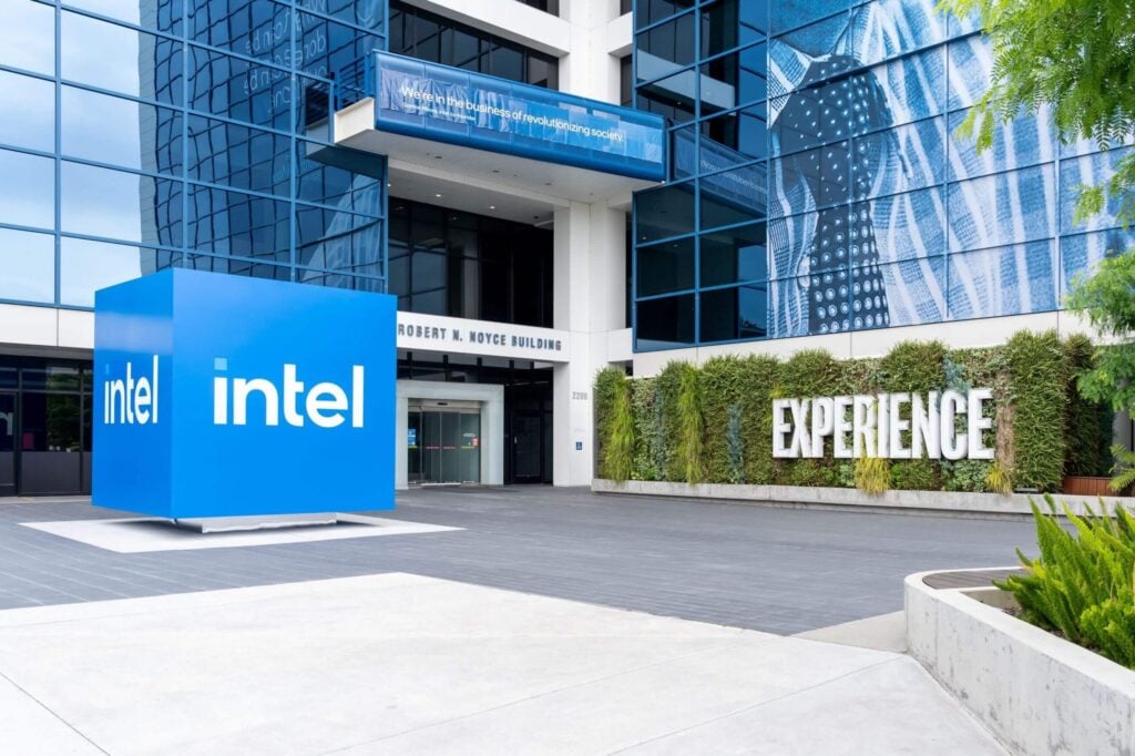 Intel (INTC) Shares Surge 4% on Potential Nvidia Collaboration Speculation